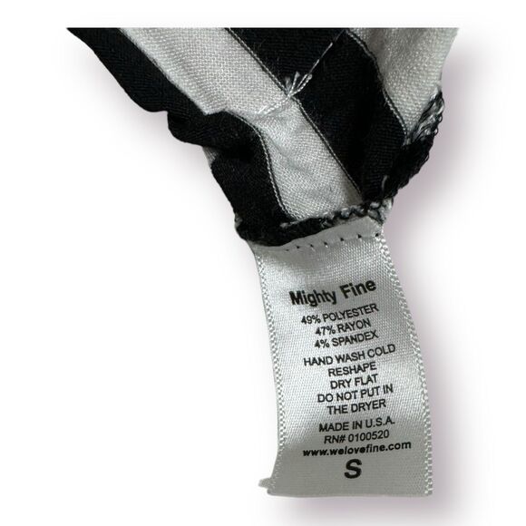 Mighty Fine x Hello Kitty 40th Anniversary‎ Women’s Umbrella Top Size Small - Picture 5 of 6